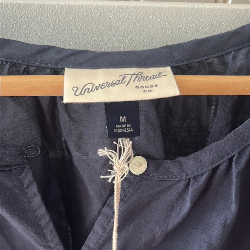 Universal Thread Gray Chinos for Everyday Comfort
